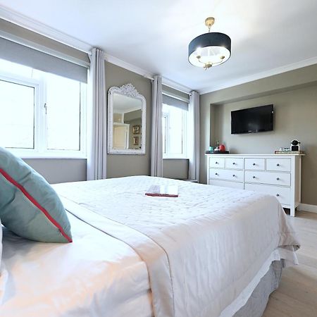 En-Suite Luxury Large Bedroom With Parking And Two Tickets To Kew Gardens Exterior photo